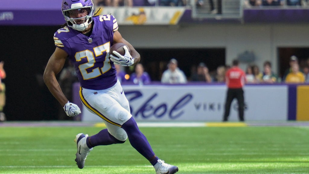 Vikings return RB Jordan Mason from injured reserve after broken thumb kept him out last 4 games — WCCO / CBS Minnesota, Orono Sports news