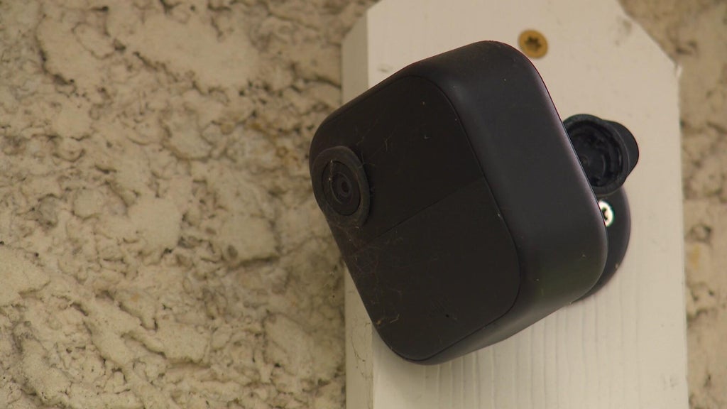 Serial Minneapolis peeping tom has long criminal history, could face more charges — WCCO / CBS Minnesota, Orono Community news