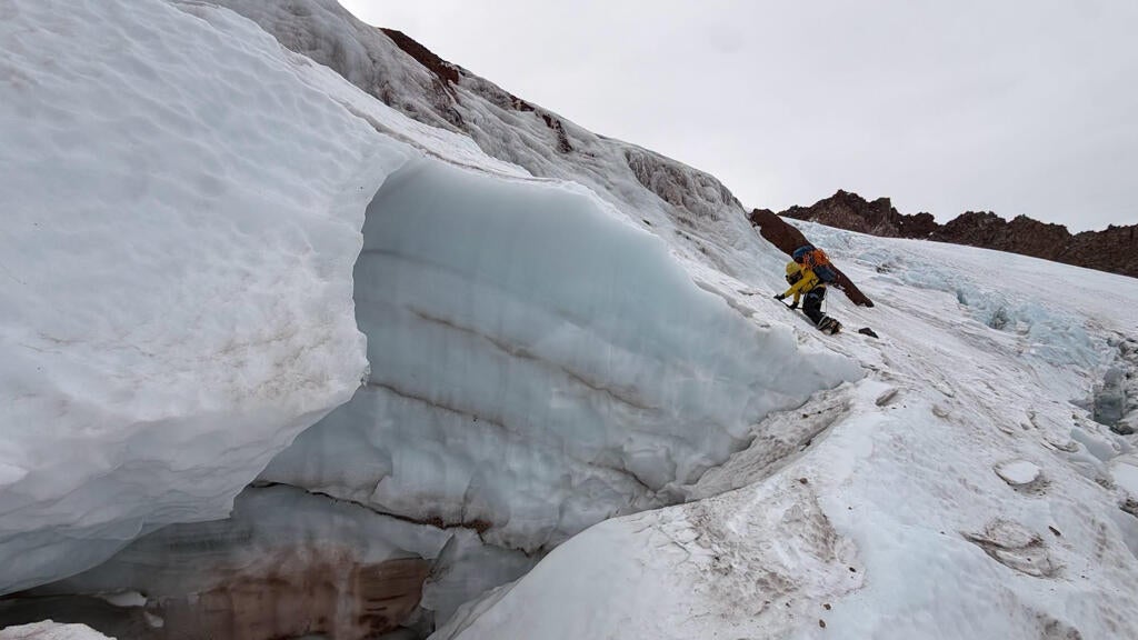 Florida man injured climbing California's Mount Shasta rescued after 2 nights in freezing temps — CBS Bay Area (KPIX), Orono Health news