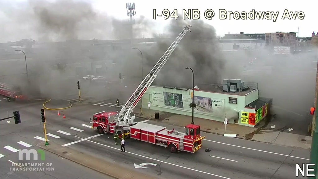 Crews respond to fire at building in north Minneapolis — WCCO / CBS Minnesota, Orono Community news