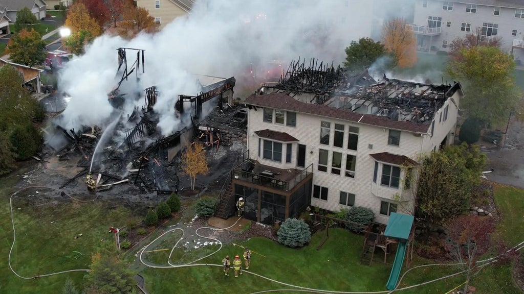 1 person unaccounted for in Victoria neighborhood fire, mayor says — WCCO / CBS Minnesota, Orono Real Estate news