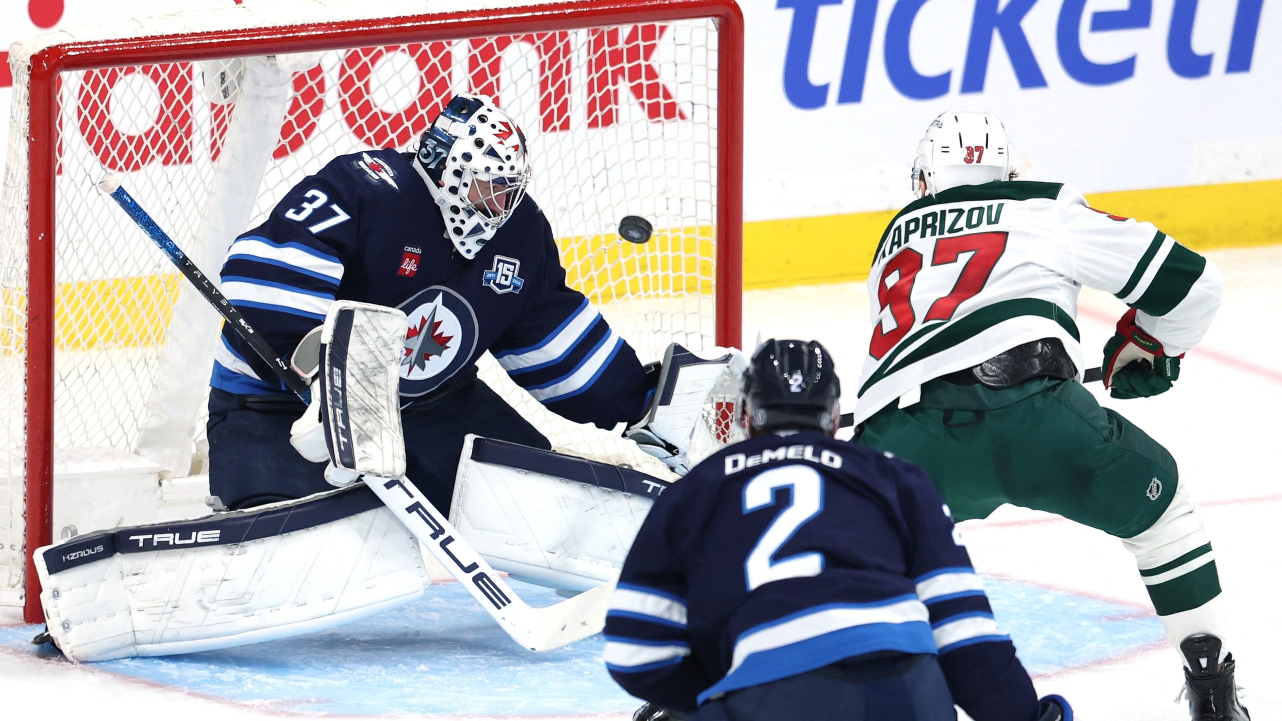 How Connor Hellebuyck Trade Might Hurt/Help MN Wild — Minnesota Sports Fan, Orono Sports news