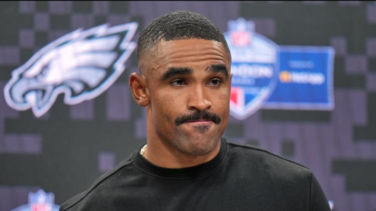 Eagles QB Jalen Hurts sidelined indefinitely with blood clots that could cost him the season — KARE 11 Sports, Orono Sports news