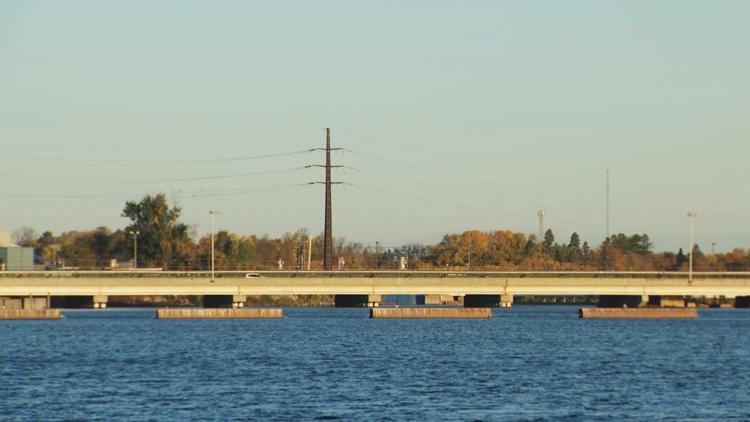 Border communities feel strain as U.S.-Canada trade war disrupts longtime friendship — Orono Community news