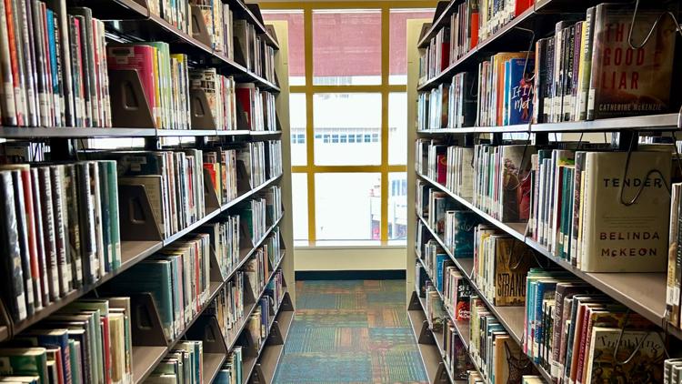 Live outside San Antonio? Library users are getting notices about $30 fee taking effect this month — KENS 5 (San Antonio), Orono Community news