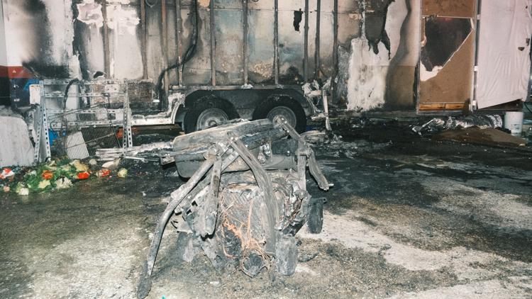 'I'm going back' | East Sixth Street food truck owner recovering after generator explosion burns trailer — KVUE (Austin), Orono Dining news