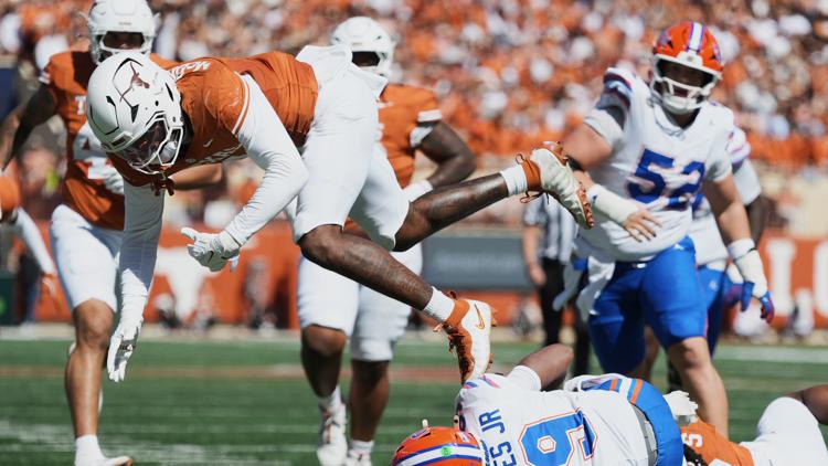 Good fortune continues to flip for No. 7 Texas after upset loss to Florida — KENS 5 (San Antonio), Orono Sports news