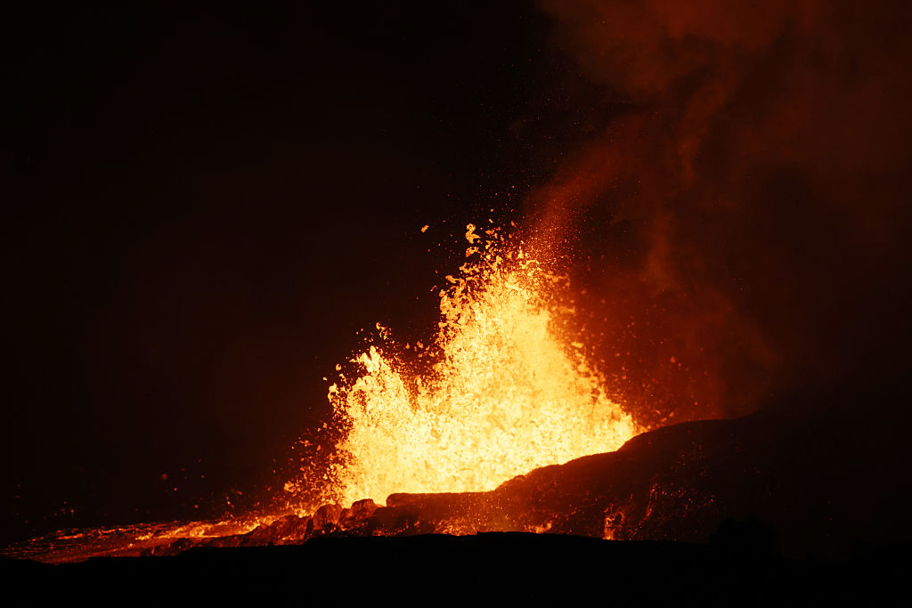 Kīlauea volcano activity prompts trail closures at popular Hawaii national park — FOX 9, Orono Schools news