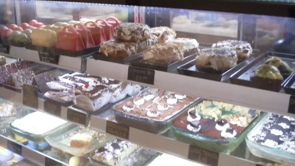 Haraz brings Yemeni coffee and unique crunchy pastries to Pembroke Pines — WSVN Entertainment, Orono Business news