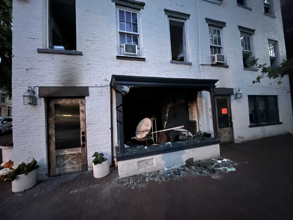 Fire Severely Damages La Bonne Vache in Georgetown Sunday Night. Two adults living above also displaced. — PoPville DC